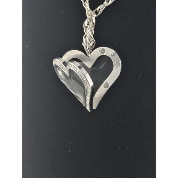 Gorgeous Origami Owl Heart Locket Necklace Love Crystals Kiss Me Be Mine - Picture 2 of 9